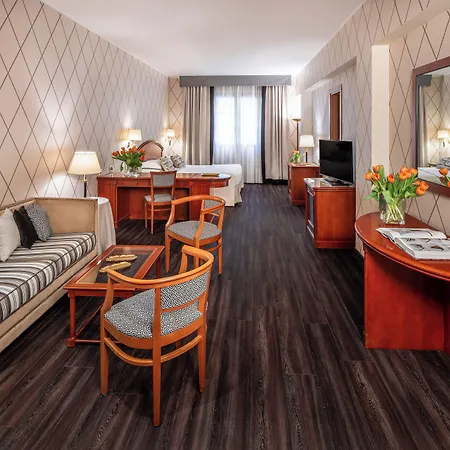 Starhotels Majestic فندق 4*