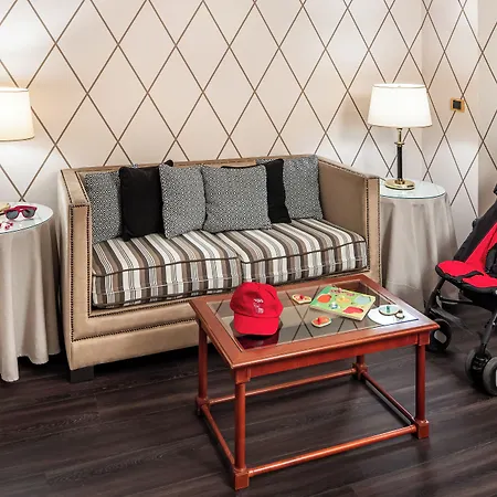 فندق Starhotels Majestic 4*