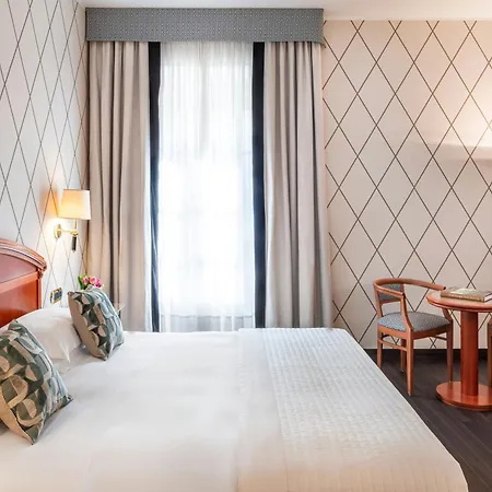 Starhotels Majestic فندق