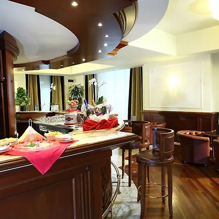 Hotel Starhotels Majestic 4*
