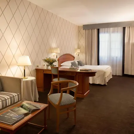 Starhotels Majestic Ξενοδοχείο 4*
