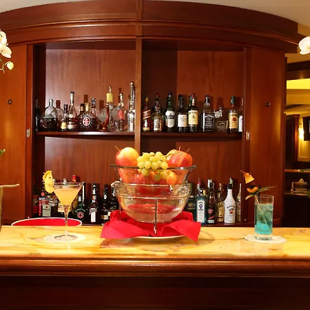 Starhotels Majestic 4*