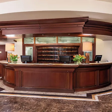 Starhotels Majestic