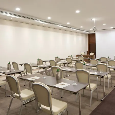 Starhotels Majestic 4* טורינו