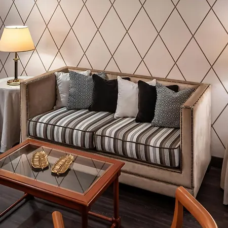 Starhotels Majestic 4* تورينو