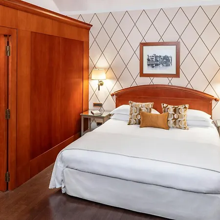 Starhotels Majestic