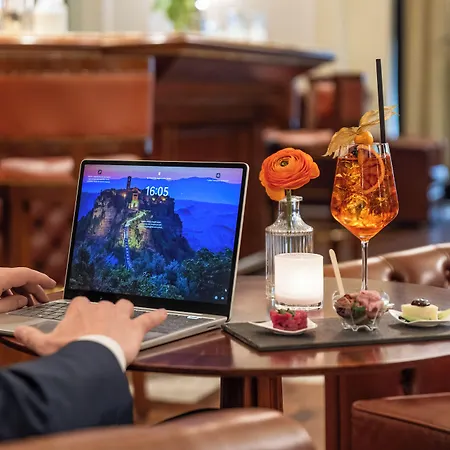 Starhotels Majestic 4*