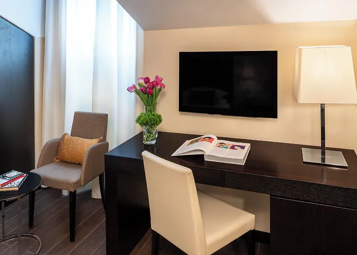 Starhotels Majestic 4* Turin