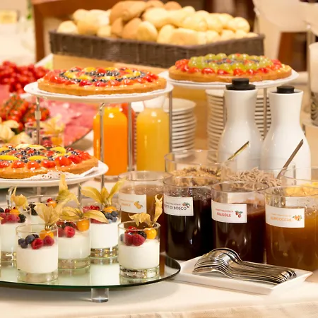 Starhotels Majestic Hotel 4*