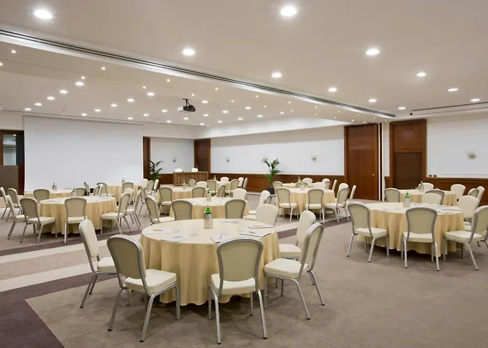 Starhotels Majestic Hotel 4*